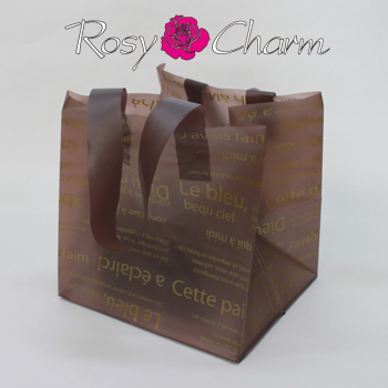 �ե��ܥå�����9�ؤ��鯤Ȼ��۲֡åץꥶ���֥ɥե��ڥ���ǡ�����󥫥顼�ΥХ��