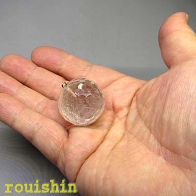 特典つき！爆レインボー天然水晶玉