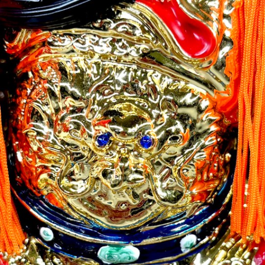 黄金関羽座像23cm 【送料無料】（沖縄別途1000円）｜関帝聖君,三国志