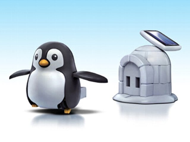 ペンギン　ロボット Cute Penguin Robot in Action! キュートなペンギンロボットのご