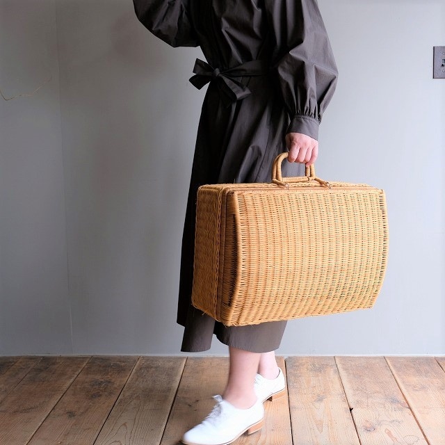 �ۤΥХ����å�