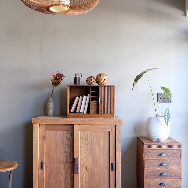 蛇腹扉の収納棚 | 古家具,棚類 | R-select