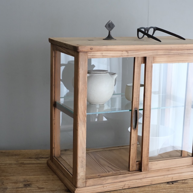 古い木製ガラスケース 小振り 卓上 ショーケース 展示ケース g302 古い木製 ガラスケース 2段 卓上 ショーケース 展示ケース