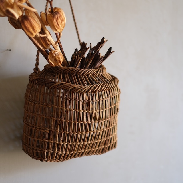 あけびの蔓籠　(プランター) 直径45cm 高さ15cm あけびの蔓籠 (プランター) 直径45cm 高さ15cm あけびの蔓籠