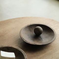 ڻ.d