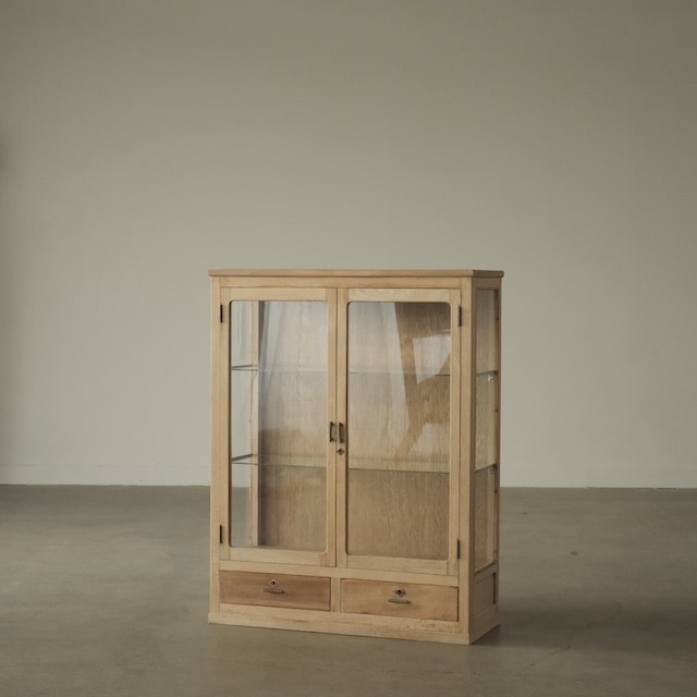 レトロ　ガラスキャビネット 三面ガラスのキャビネット｜ショーケース | すべての商品 | R-select