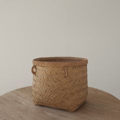 ���ơ���