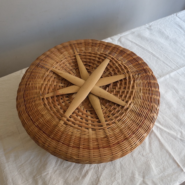 ���դ�����