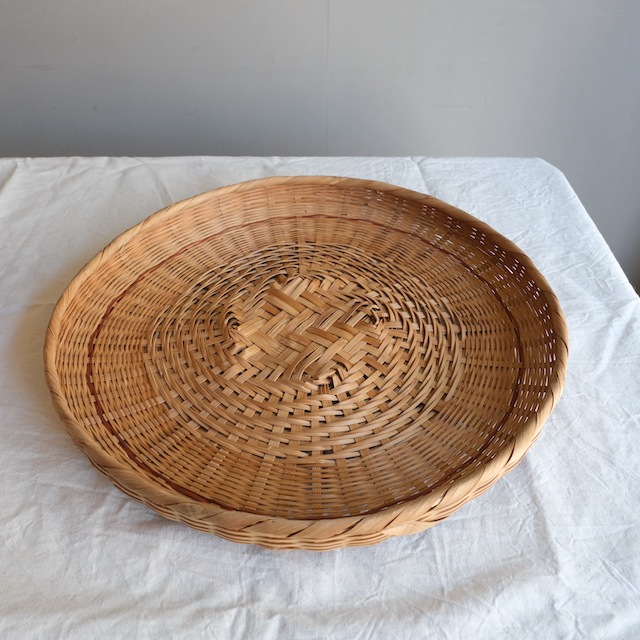 ���դ�����