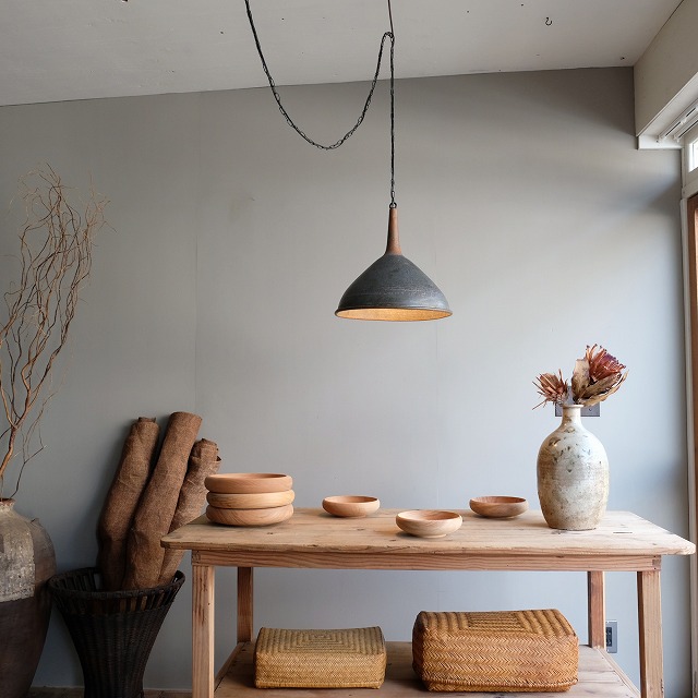 古い銅漏斗ペンダントライト　カフェ什器　古い小さいろうと　アンティークろうと 銅の漏斗 ペンダントライト 鎖 | 照明・ライト,ペンダントライト