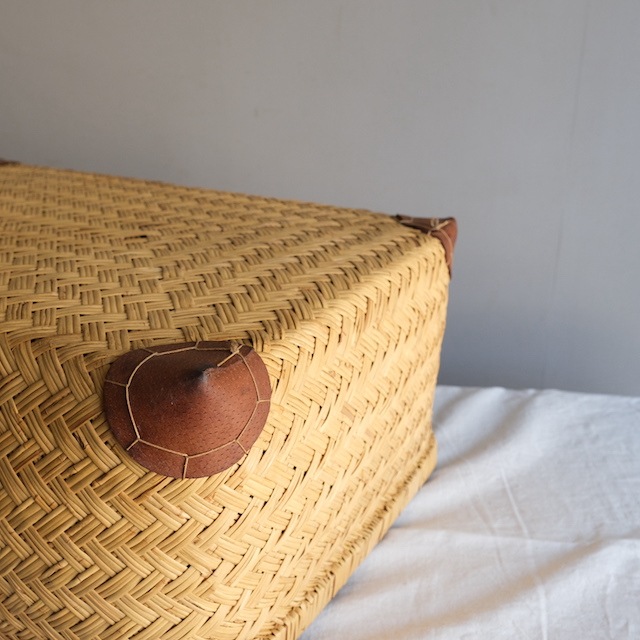 革当て竹行李 （幅60cm）｜古雑貨,籠 バスケット｜古家具