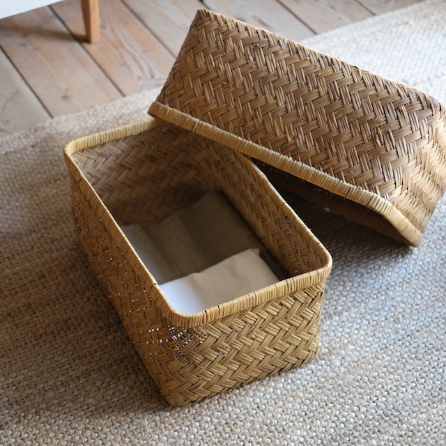 状態良く形の綺麗な古い竹編みの収納かご　行李　竹籠　篭　古道具 状態良く形の綺麗な古い竹編みの収納かご 行李 | denbee 古道具
