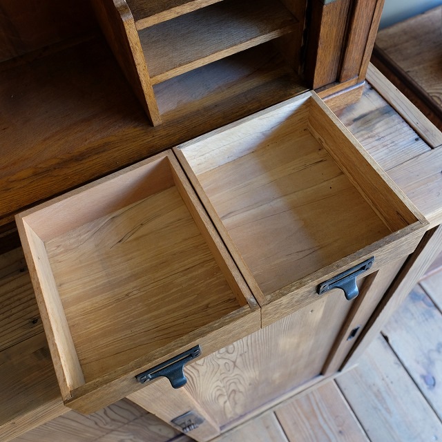 蛇腹扉の収納棚 | 古家具,棚類 | R-select