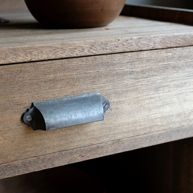 �����ɥơ��֥롡��Ǽ�դ���