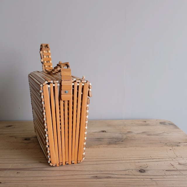 �ݤΥϥ�ɥХå�