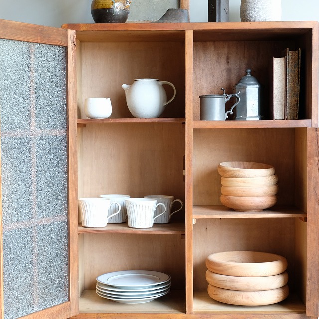 アシンメトリーキャビネット ダイヤガラス | 古家具,棚類 | R-select