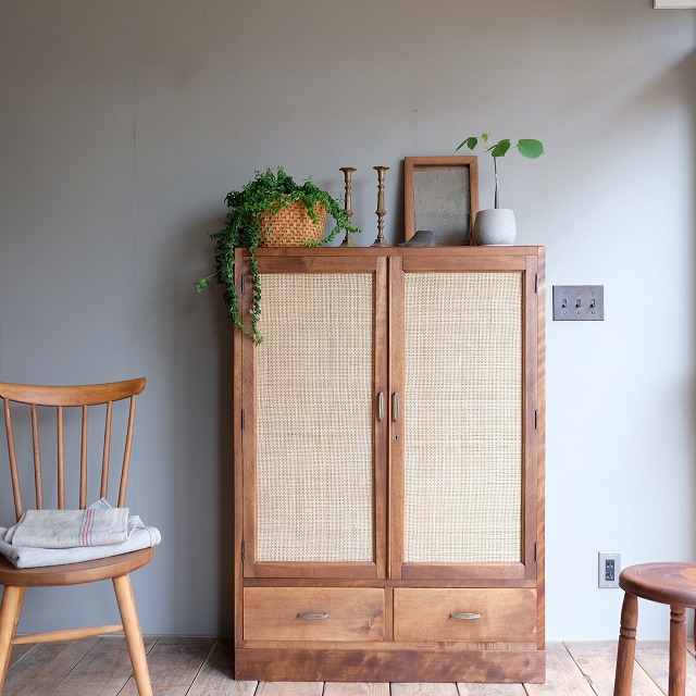 キャビネット 籐編み扉 | 古家具,棚類 | R-select