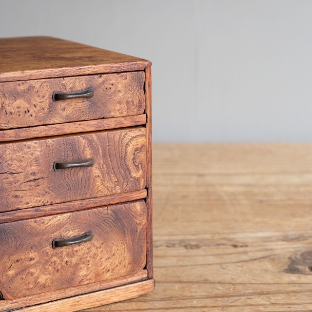 Ʀ������3��