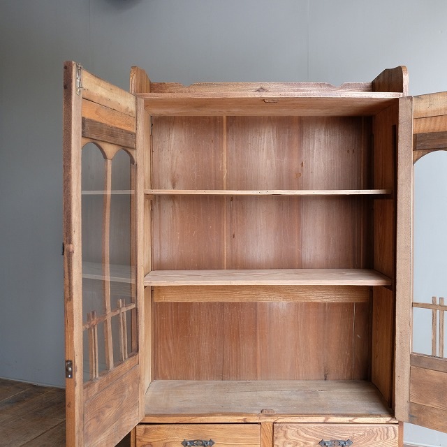 キャビネット アーチ型扉｜古家具,棚類｜古家具・アンティーク家具 R