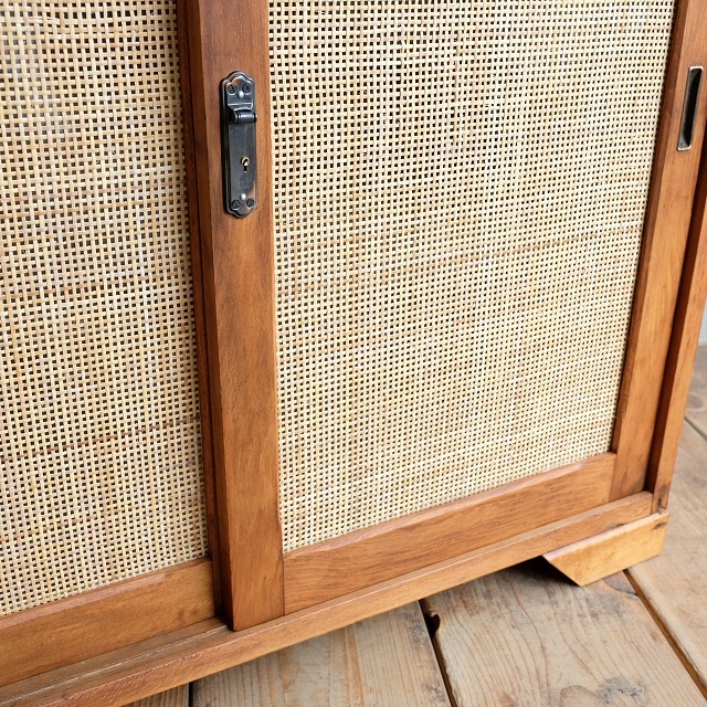 キャビネット 籐編み扉 | 古家具,棚類 | R-select