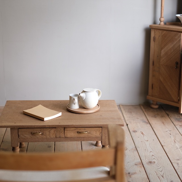 �����ơ��֥롡������