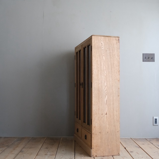 キャビネット ダイヤガラス｜古家具,棚類｜古家具・アンティーク家具 R