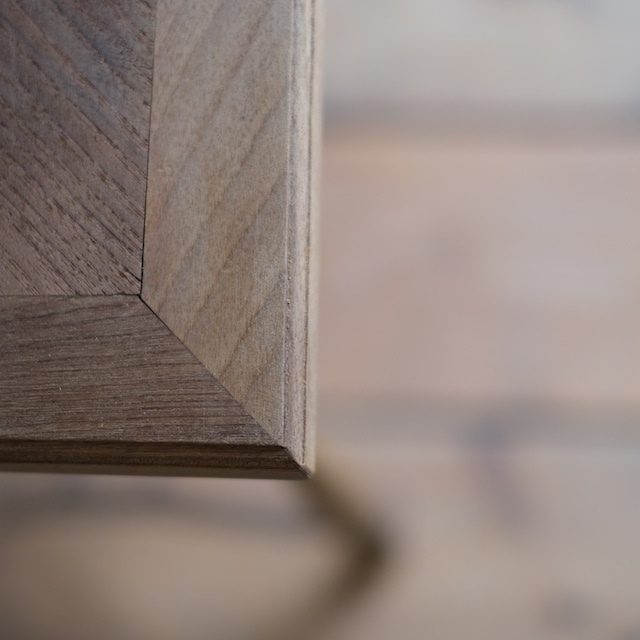 �����ɥơ��֥롡������