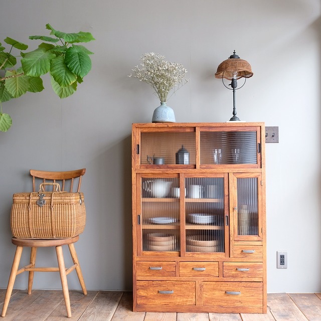 食器棚 モールガラス｜古家具,棚類｜古家具・アンティーク家具 R-select