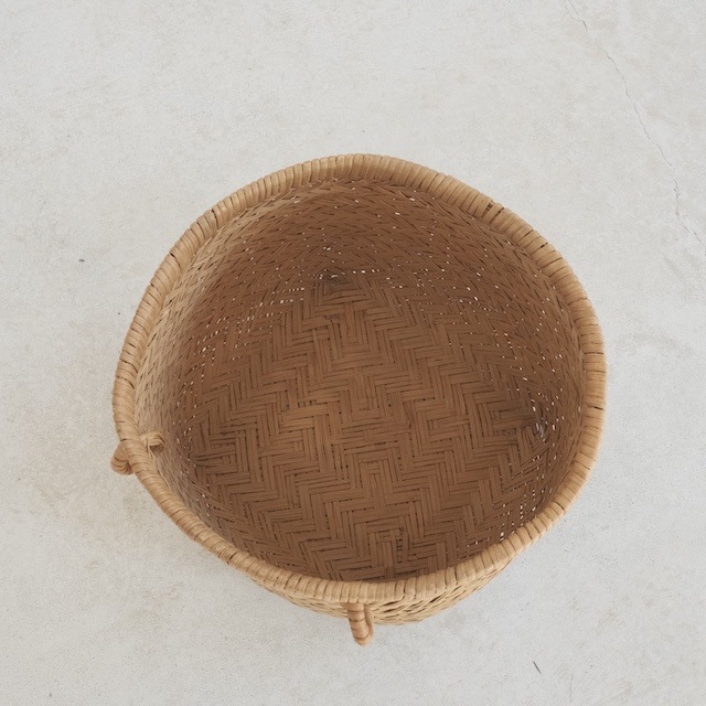 ���ơ���