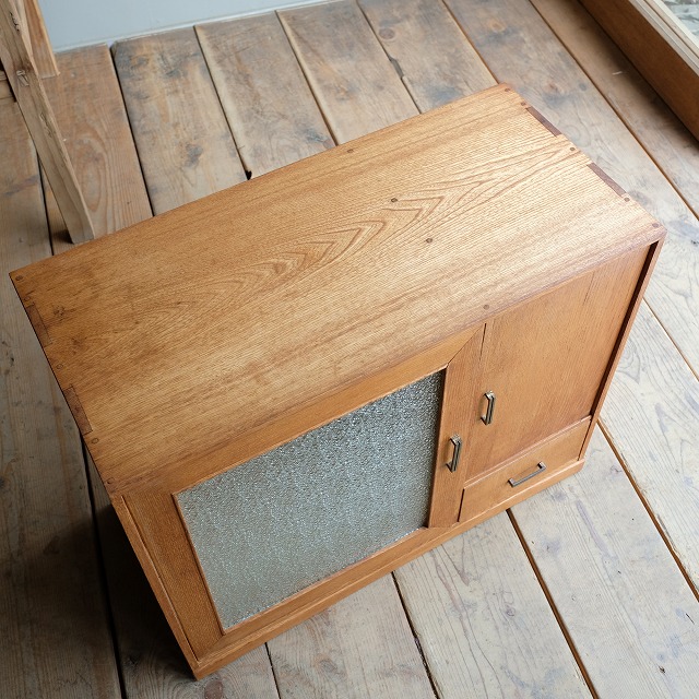 ローキャビネット ダイヤガラス | 古家具,棚類 | R-select