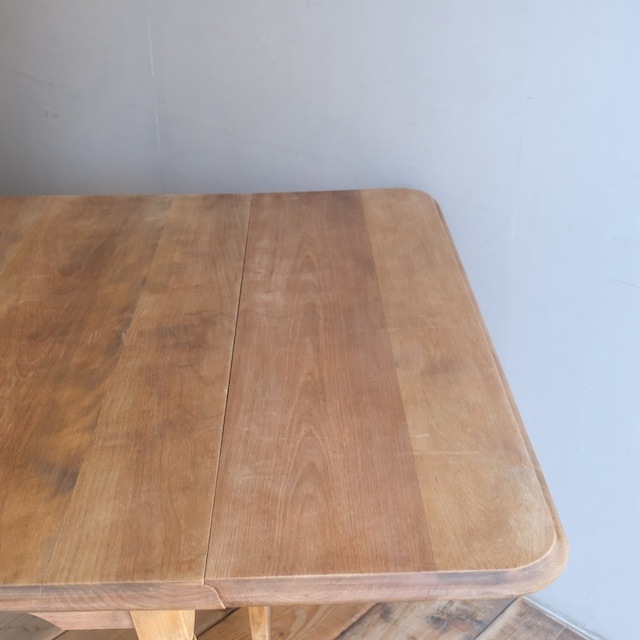 Хե饤ơ֥롡˥󥰥ơ֥