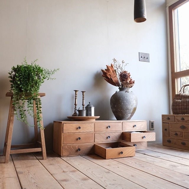 �����ܡ��ɡ������������ȡ�9��