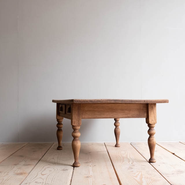 �����ơ��֥롡������