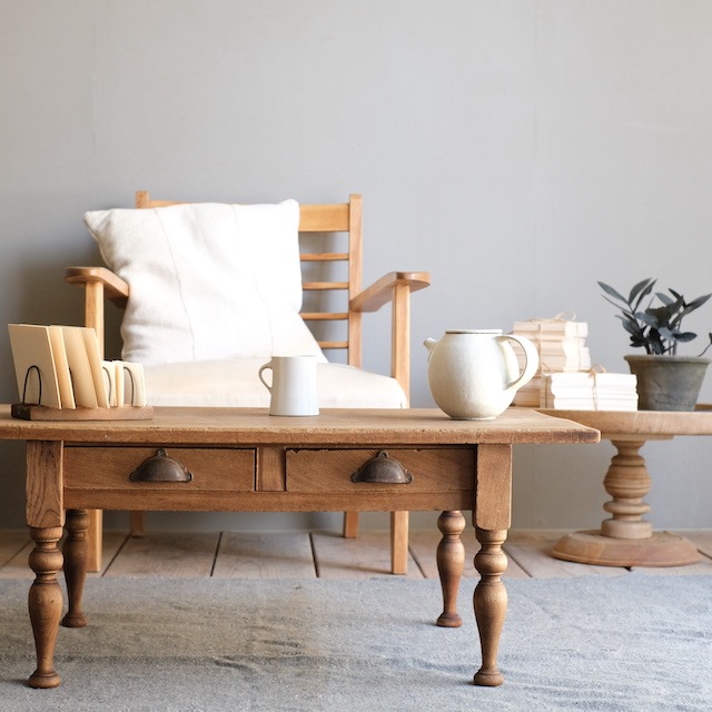 �����ơ��֥롡������