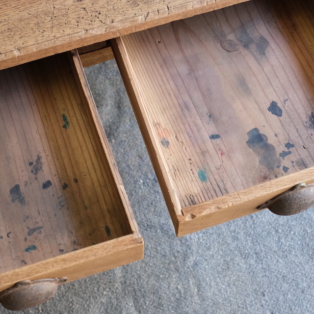 �����ơ��֥롡������