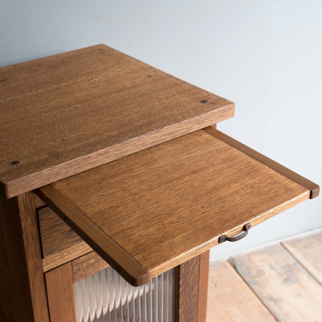 �����ɥơ��֥롡��Ǽ�դ�