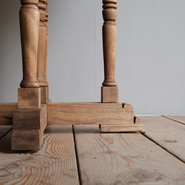 �饦��ɥơ��֥롡