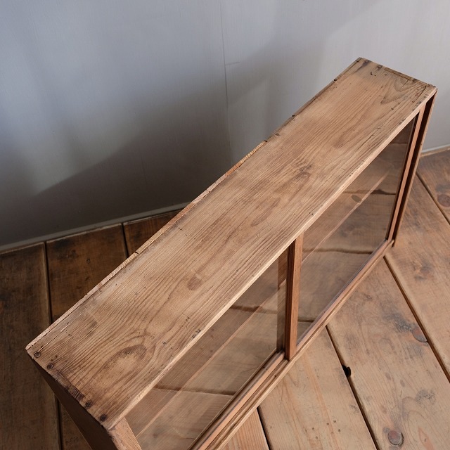 �����Υ��饹������