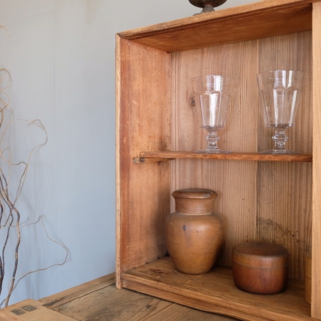 �����Υ��饹������