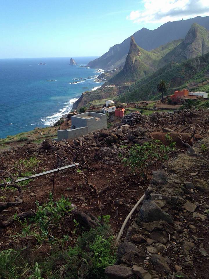 海に浮かぶ火山島のワイン 3本セット【赤】 | すべての商品 | Racines