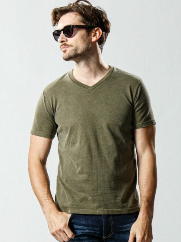 wjk garment dye damage T / KHAKI