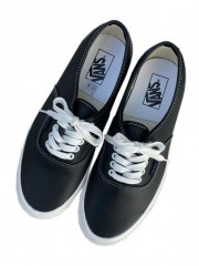 オーセンティックAuthentic US9.5ブラックレザー　本革ダックvans VANS（バンズ）の「VANS ヴァンズ / AUTHENTIC (Leather
