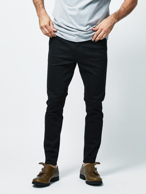 junhashimoto D03 CARROT FIT DENIM / BLACK
