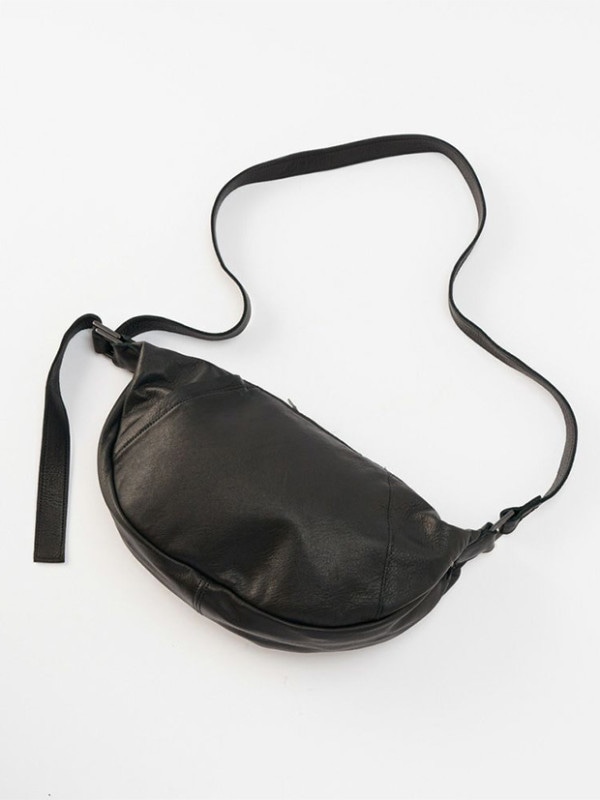 wjk leather crescent moon bag / BLACK