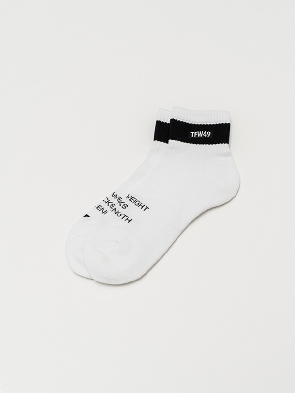 TFW49 SHORT SOX / WHITE x BLACK