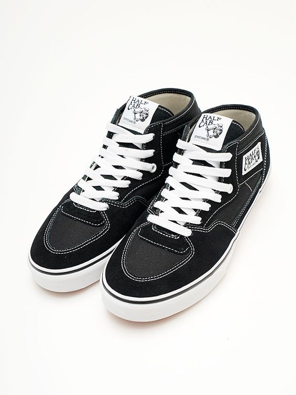 VANS HALF CAB DECON / BLACK/TRUE-WHITE