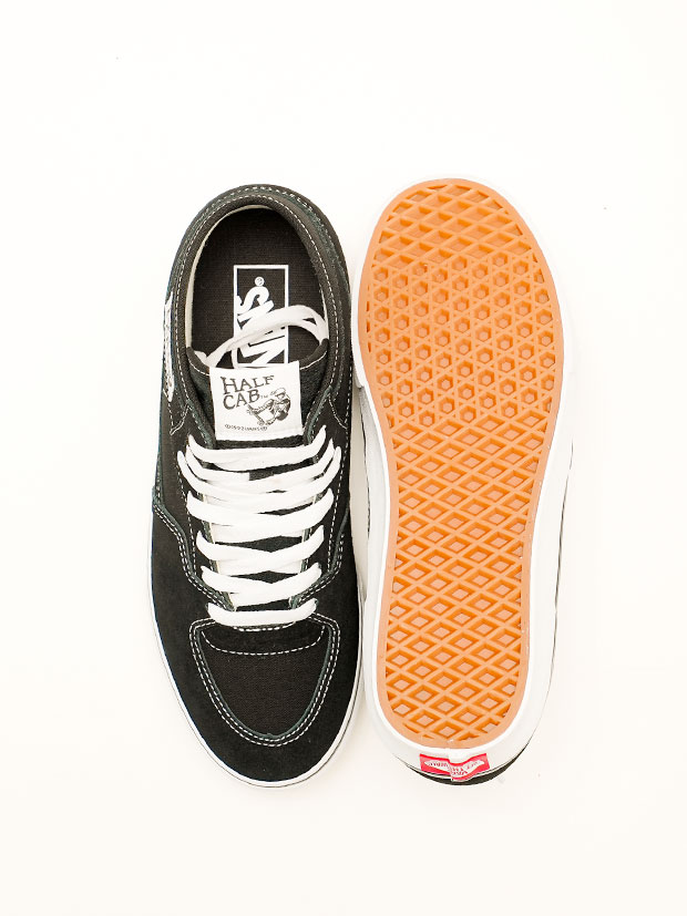 VANS HALF CAB DECON / BLACK/TRUE-WHITE