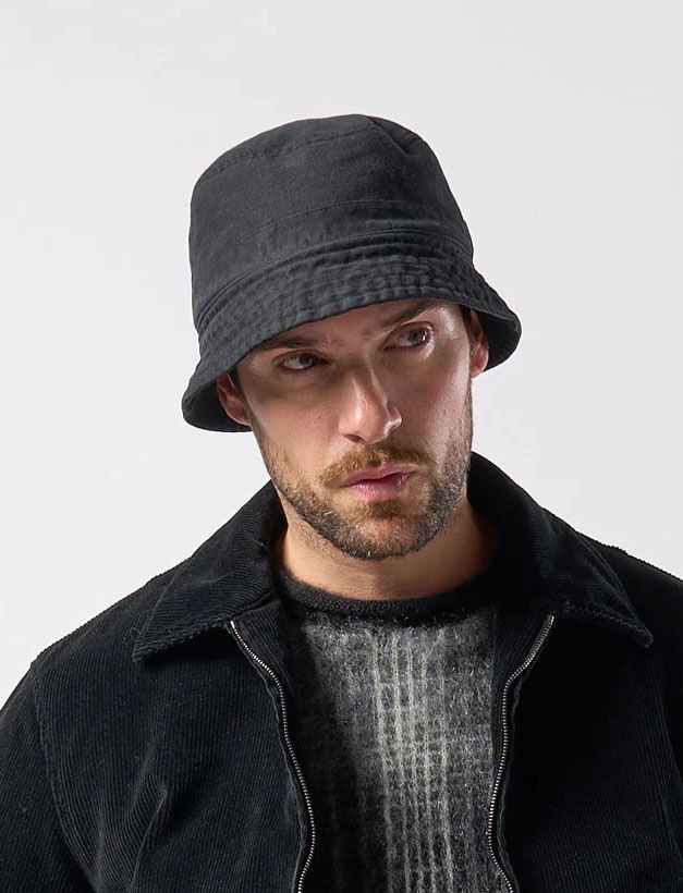 wjk vintage bucket hat / black