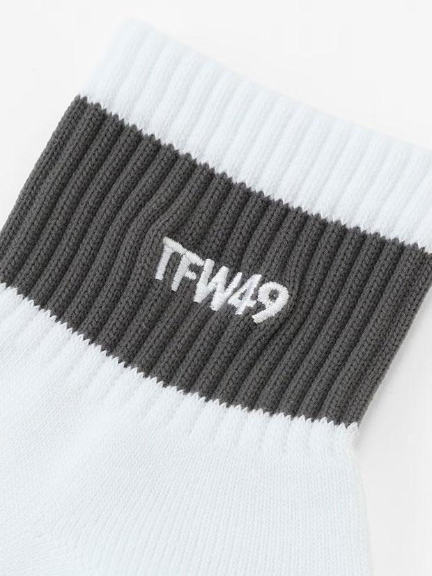 TFW49 SHORT SOX ver2 / WHITE x CHARCOAL