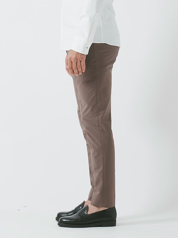 junhashimoto THE CHINO / BEIGE